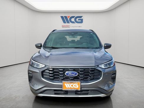 Used 2025 Ford Escape ST-Line image 6