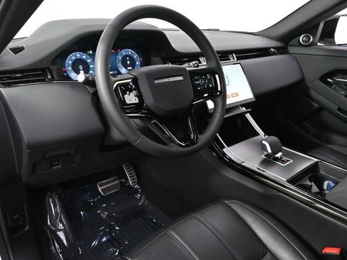 Used 2024 Land Rover Range Rover Evoque Dynamic SE AWD/4WD image 12