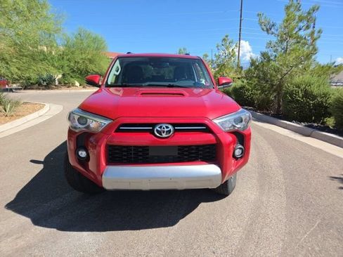 Used 2021 Toyota 4Runner TRD Off-Road Premium w/ Moonroof Package AWD/4WD image 2