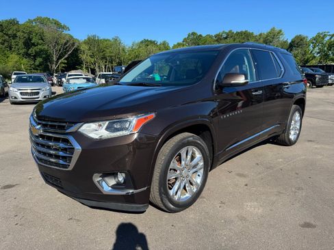 Used 2018 Chevrolet Traverse High Country AWD/4WD image 1