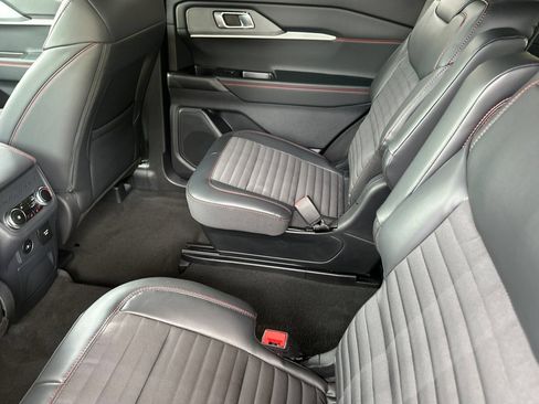 New 2027 Ford Explorer ST-Line w/ Premium Package RWD image 12
