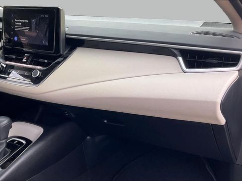 Used 2026 Toyota Corolla LE FWD image 18