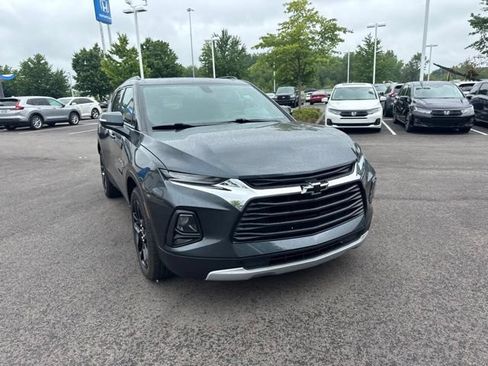 Used 2019 Chevrolet Blazer LT w/ Sun and Wheels Package FWD image 4