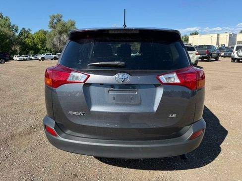 Used 2015 Toyota RAV4 LE FWD image 4