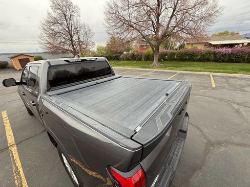 Used 2023 Toyota Tundra SR5 w/ SR5 Convenience Package image 9