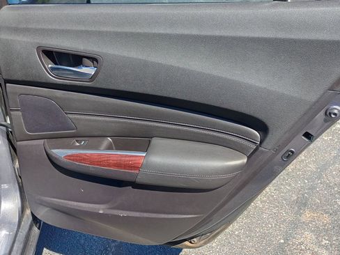 Used 2017 Acura TLX w/ Technology Package FWD image 20