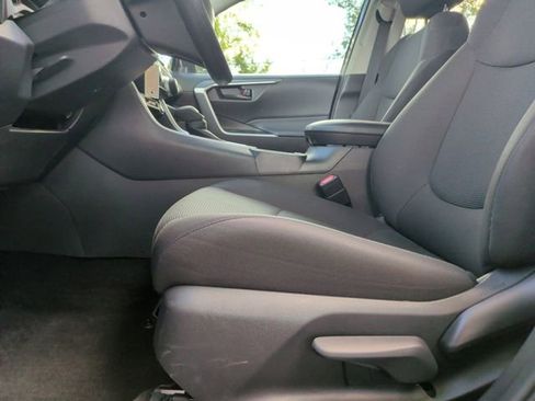 Used 2025 Toyota RAV4 LE FWD image 15
