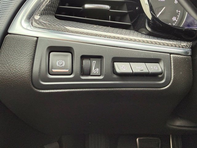Used 2024 Cadillac XT5 Sportv w/ Technology Package AWD/4WD image 23