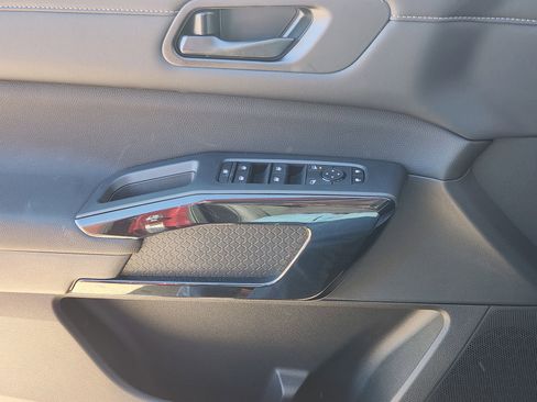 New 2026 Nissan Pathfinder SV AWD/4WD image 20