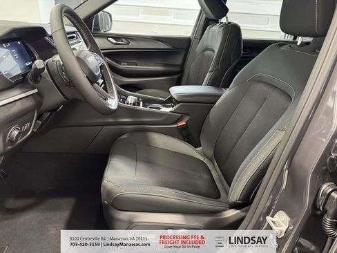 New 2026 Jeep Grand Cherokee L Laredo AWD/4WD image 17