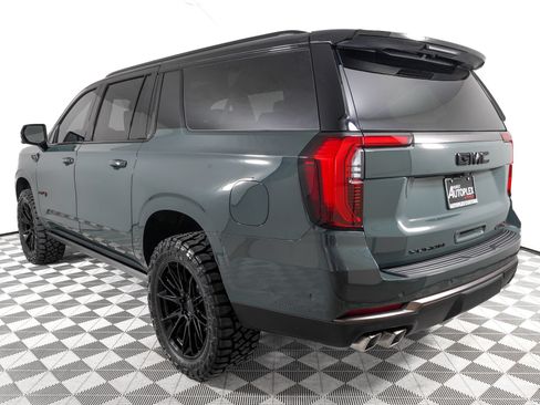 Used 2026 GMC Yukon XL AT4 Ultimate AWD/4WD image 7