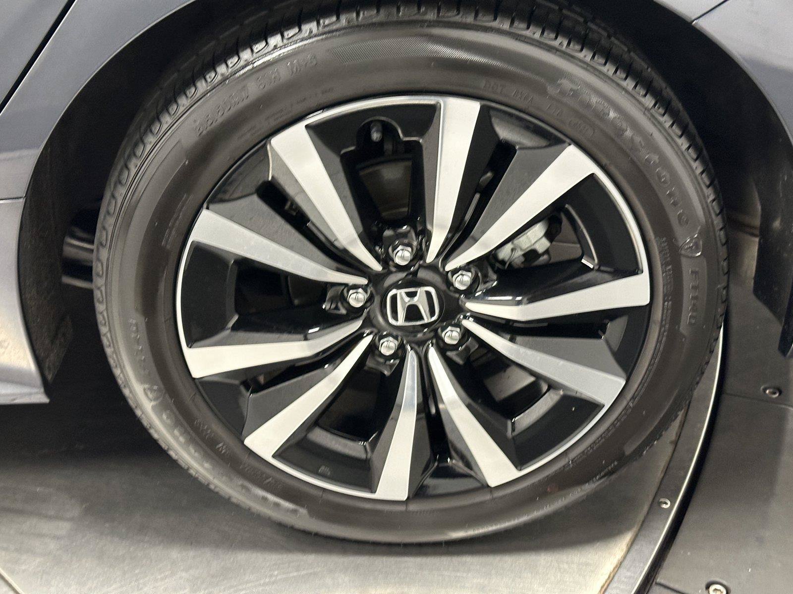 Used 2022 Honda Civic EX image 19