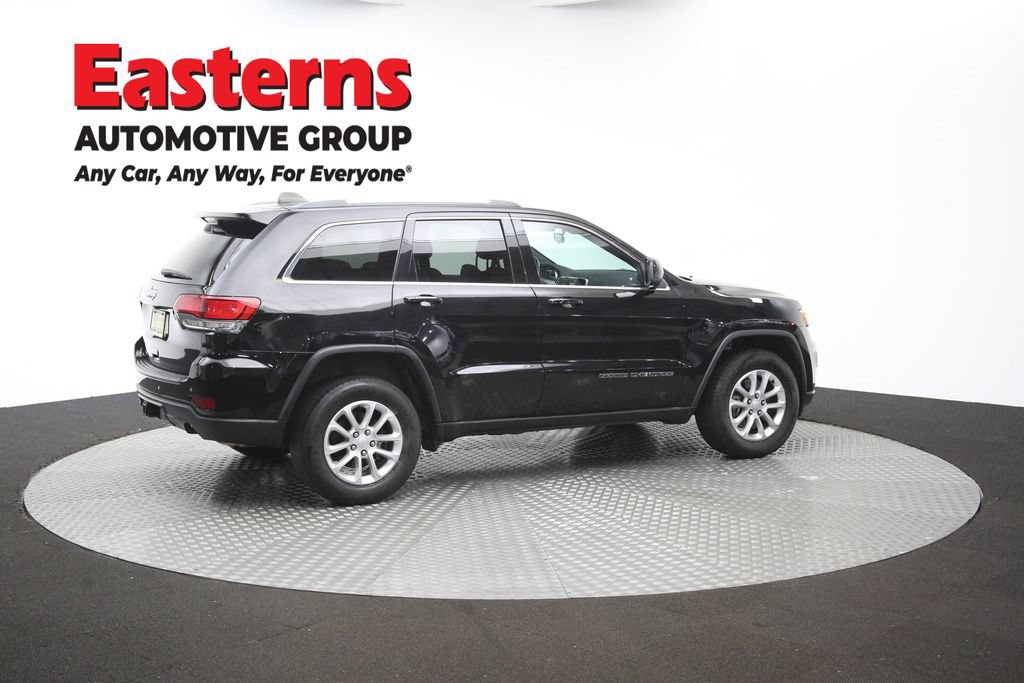 Used 2021 Jeep Grand Cherokee Laredo AWD/4WD image 47