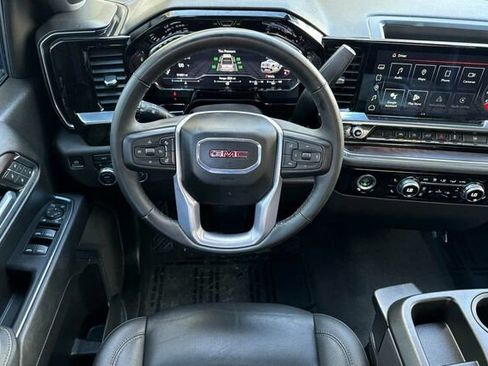 Used 2024 GMC Sierra 1500 SLT image 14