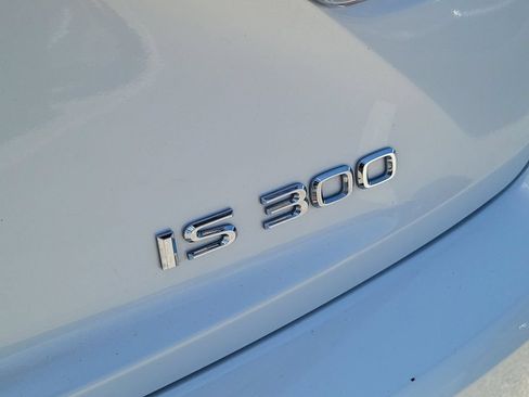 Used 2019 Lexus IS 300 w/ Accessory Package 2 RWD image 9