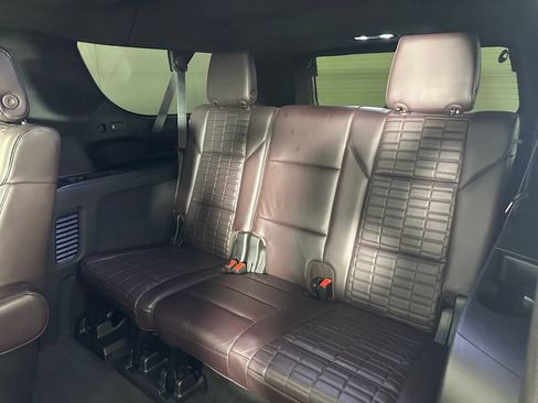 Used 2021 Cadillac Escalade ESV Sport Platinum AWD/4WD image 20