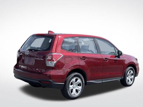 Used 2018 Subaru Forester 2.5i AWD/4WD image 6