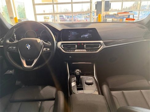 Used 2020 BMW 330i xDrive Sedan w/ Convenience Package image 11