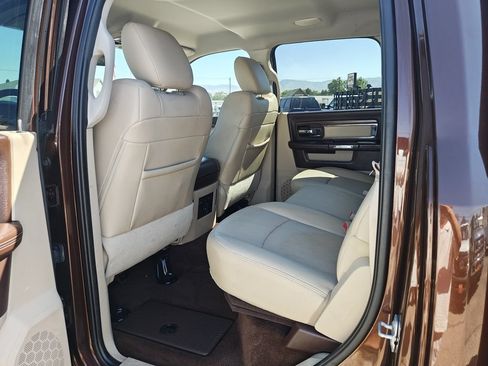 Used 2015 RAM 2500 Laramie w/ Convenience Group AWD/4WD image 10