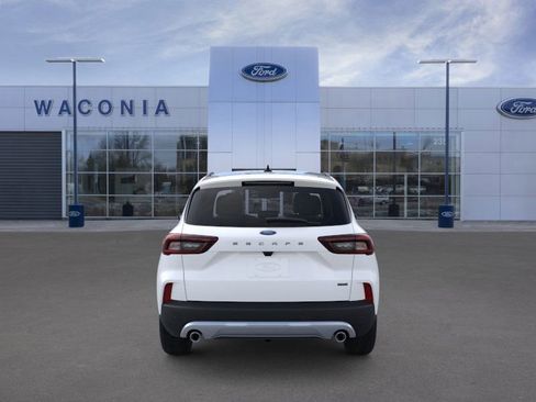 New 2025 Ford Escape SE image 5