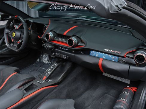 Used 2023 Ferrari 812 GTS RWD image 18