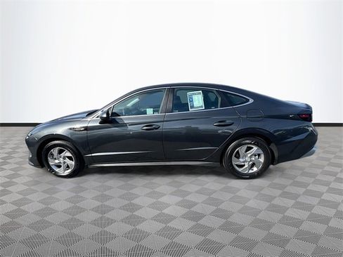 Used 2025 Hyundai Sonata SE image 4