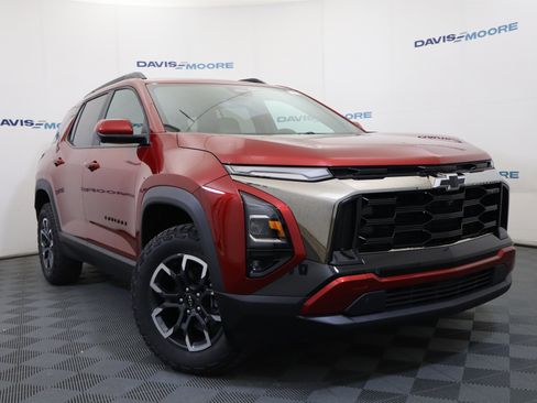 New 2026 Chevrolet Equinox ACTIV w/ Convenience Package III image 2