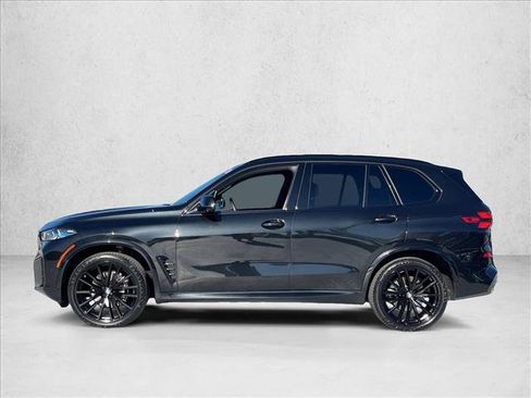 Used 2024 BMW X5 xDrive40i w/ M Sport Package image 9