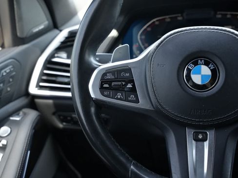Used 2021 BMW X7 xDrive40i w/ M Sport Package AWD/4WD image 10