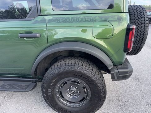 Used 2025 Ford Bronco Badlands image 10