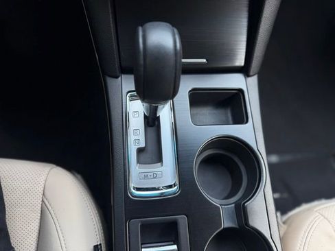 Used 2015 Subaru Outback 3.6R Limited image 17