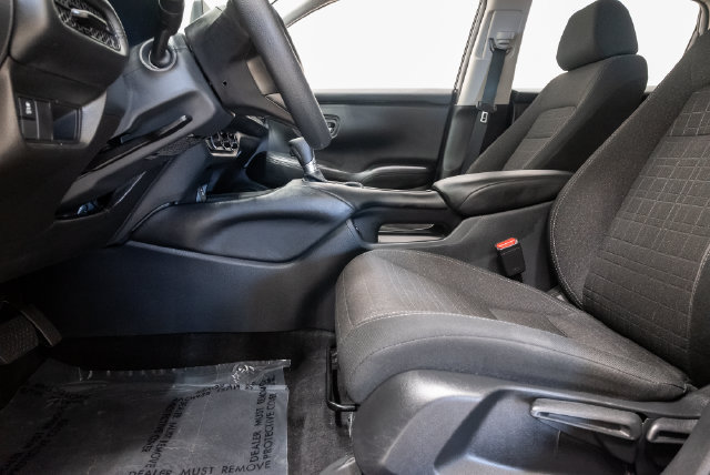 Used 2025 Honda HR-V LX image 13