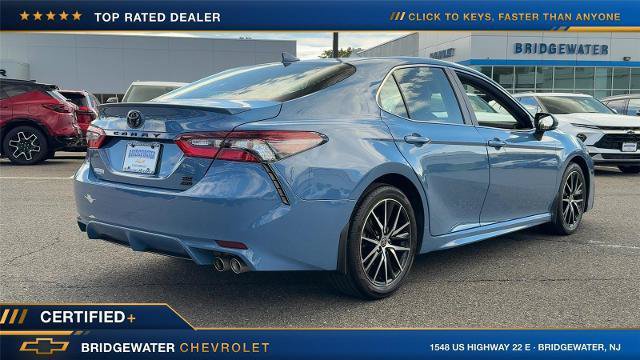 Used 2024 Toyota Camry SE AWD/4WD image 10