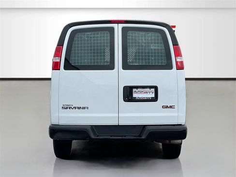Used 2023 GMC Savana 3500 Extended w/ Driver Convenience Package image 6