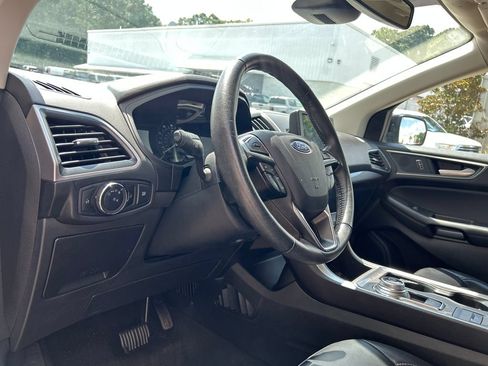 Used 2024 Ford Edge SEL AWD/4WD image 10