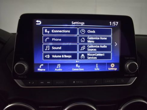 Used 2023 Nissan Sentra SR w/ SR Premium Package FWD image 22
