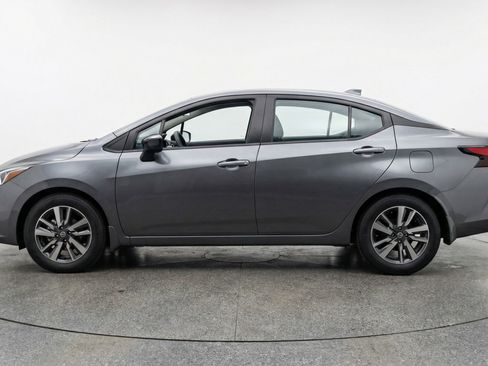 Used 2025 Nissan Versa SV w/ Trunk Package FWD image 5