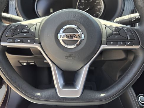 Used 2020 Nissan Kicks SV FWD image 22