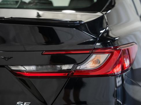 Used 2025 Toyota Camry SE FWD image 6