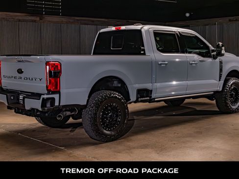 Used 2024 Ford F250 Lariat w/ Lariat Ultimate Package AWD/4WD image 9