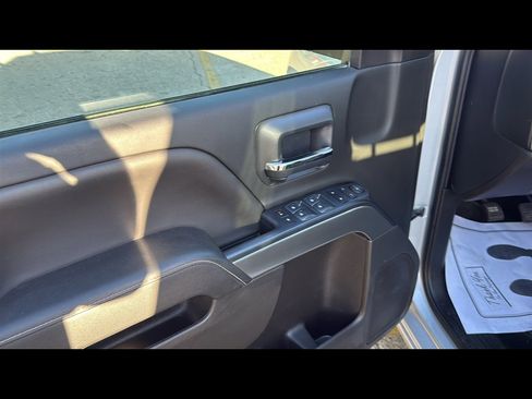 Used 2018 Chevrolet Silverado 1500 LT image 7