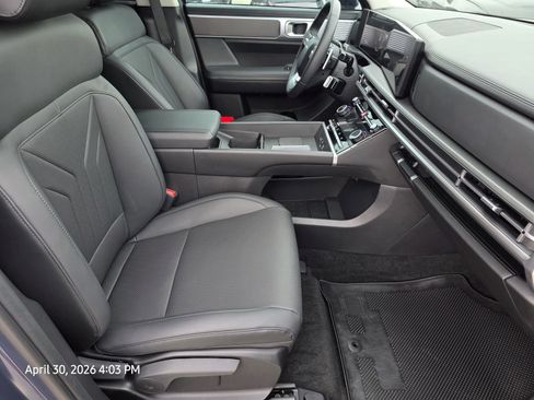Used 2026 Hyundai Santa Fe SEL FWD image 12