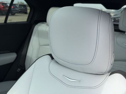 Used 2025 Cadillac XT4 Sport image 18