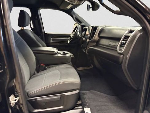 Used 2024 RAM 2500 Big Horn w/ Sport Appearance Package image 16