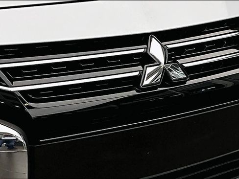 Used 2024 Mitsubishi Mirage G4 ES image 30