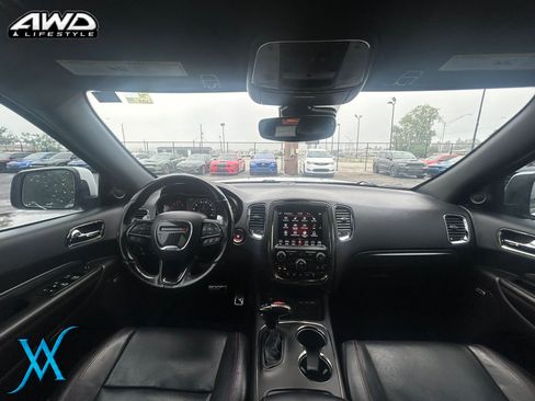Used 2018 Dodge Durango R/T w/ Technology Group AWD/4WD image 33