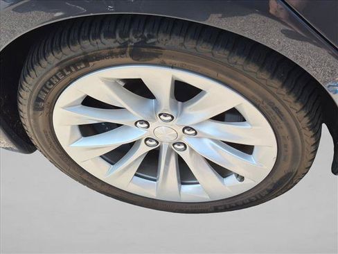 Used 2018 Tesla Model S 100D AWD/4WD image 8