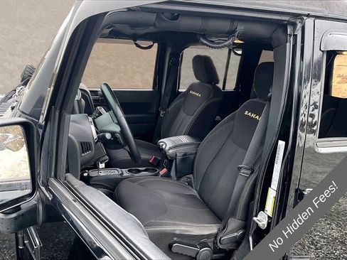 Used 2015 Jeep Wrangler Unlimited Sahara w/ Dual Top Group AWD/4WD image 20
