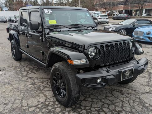 Used 2022 Jeep Gladiator Sport image 6