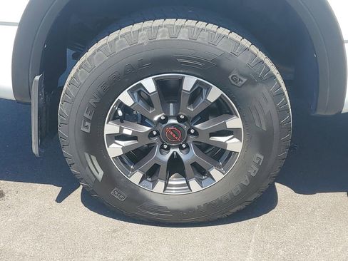 Used 2024 Nissan Titan PRO-4X w/ Off Road Protection Package AWD/4WD image 12